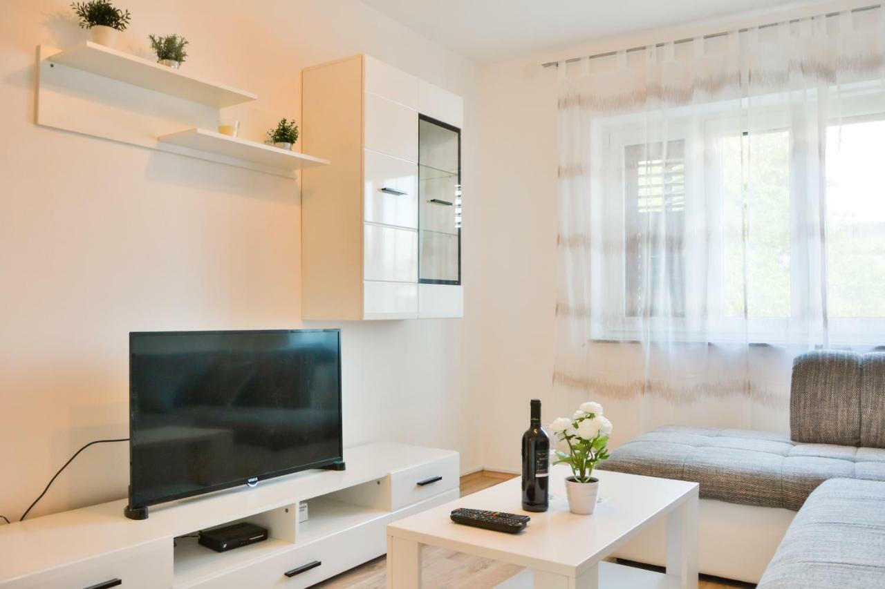 Domo Apartment Senj  Bagian luar foto